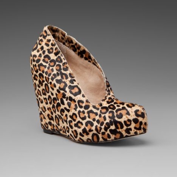 Matiko Shoes - Matiko Leopard Horsehair Platform Wedges